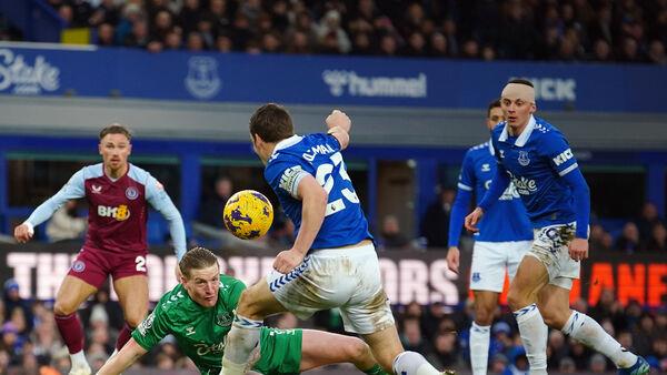 Goalkeepers on top as Everton and Aston Villa draw a blank at Goodison Park