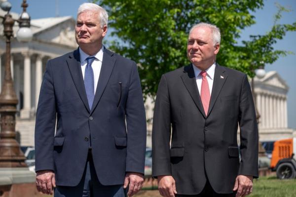 House Majority Whip Tom Emmer (R-Minn.) and House Majority Leader Steve Scalise (R-La.)